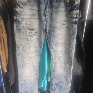 Men's Distressed Blue Jeans